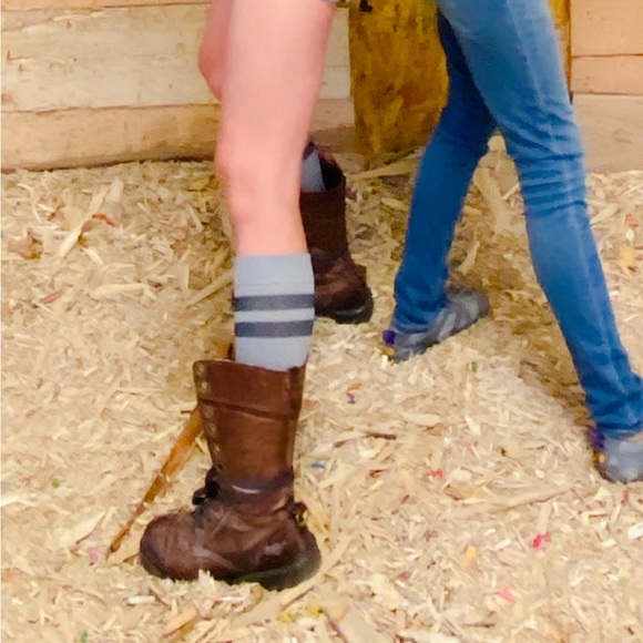 Dr. Martens Triumph Foldover Boots Distress Brown Leather Floral Cottagecore - Picture 12 of 15